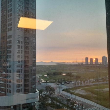 Songdo Halla Westernpark-Seaviewroom Hotel-바다전망 Inchon Exterior foto
